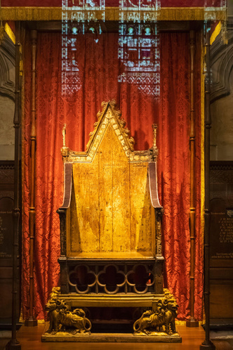 Тайны монархии: зачем на самом деле нужен трон на коронации Карла III