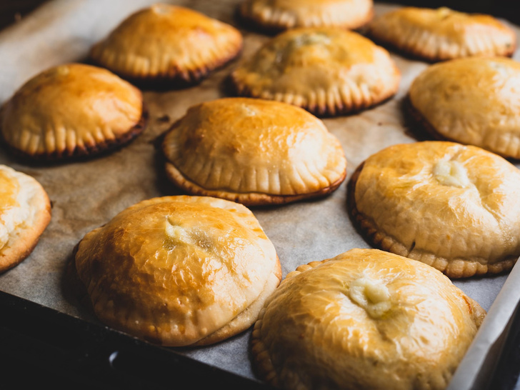 Пироги с слоеным тестом, пошаговых рецептов с фото на сайте «Еда»
