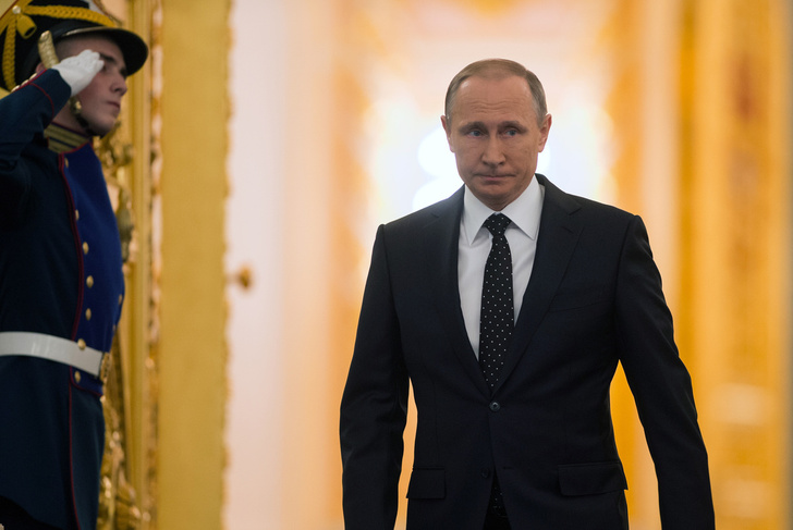 Лолита: «У Путина такой взгляд сверху и с прищуром, что сразу раздеваешься»