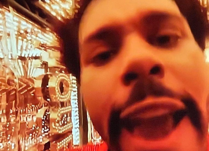 О мемном выступлении The Weeknd-а выйдет документальный фильм