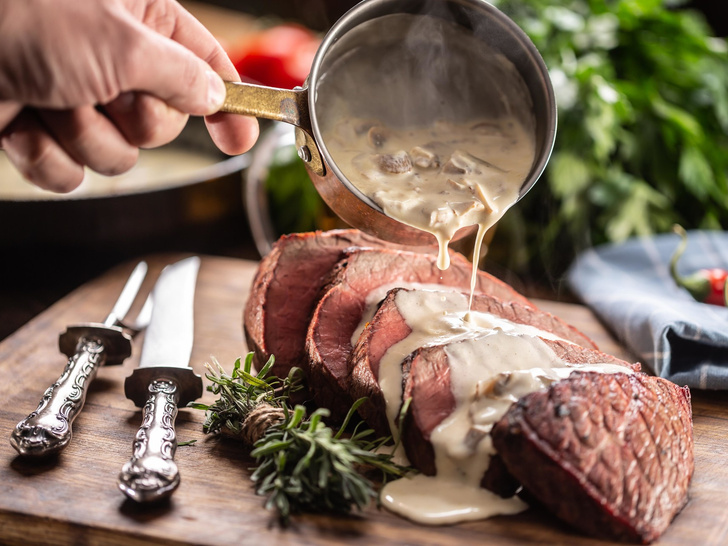 Любимый стейк Королевы: простой рецепт идеального мяса, которое можно приготовить дома