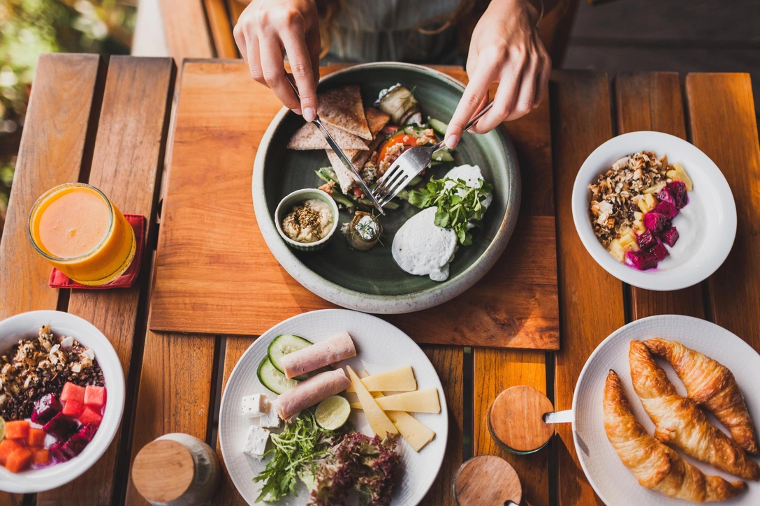 Ешьте и худейте: рецепт идеального завтрака для запуска метаболизма | marieclaire.ru