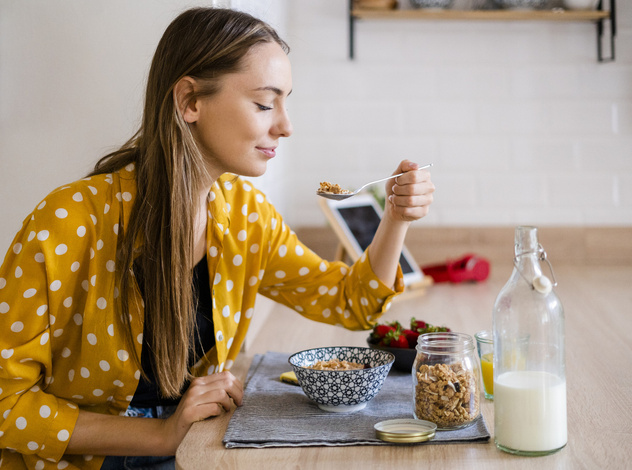 Как отказ от завтрака повлияет на ваш вес и самочувствие
