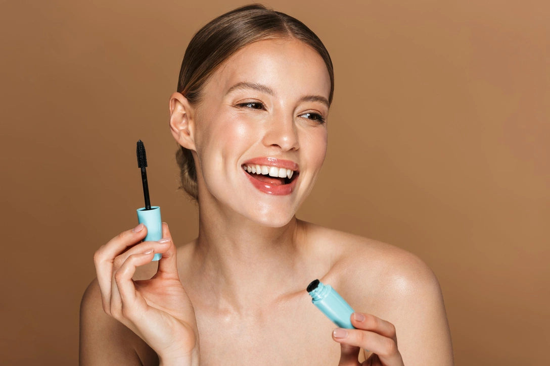 5 лучших тушей российских брендов, которые ничуть не хуже зарубежных | marieclaire.ru