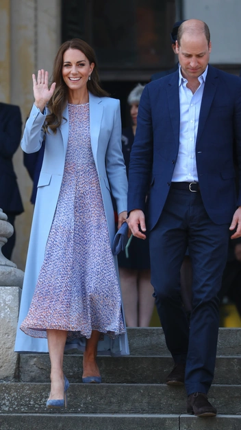 Кейт Миддлтон в элегантном платье из шифона, без которого не обойтись этим летом | marieclaire.ru