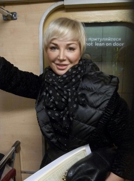 Мария Максакова в киевском метро