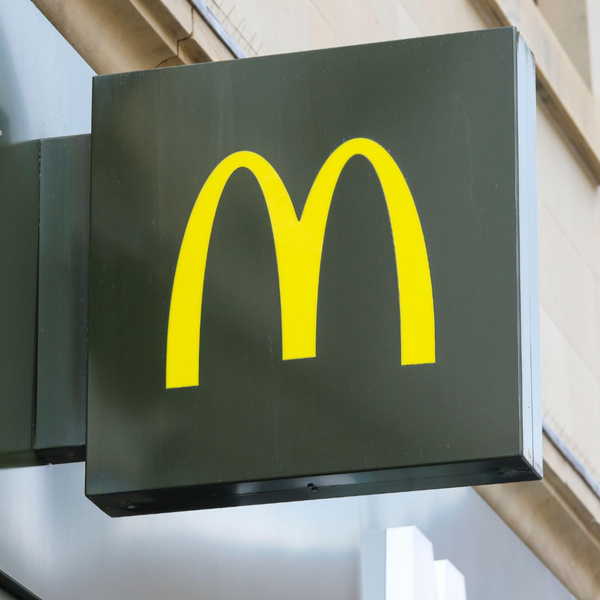 «Золотой» чизбургер: как изменятся цены в обновленном «Макдоналдсе»? 🤔