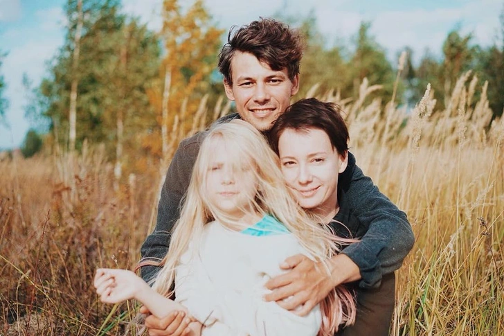 Шамиль с Чулпан и племянницей