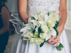От торта до платья: как сэкономить на свадьбе, делятся реальные пары