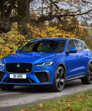 Jaguar F-Pace SVR: кошка, которая гоняет сама по себе