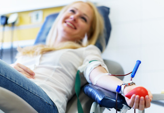 День донора: каких болезней можно избежать, если регулярно сдавать кровь