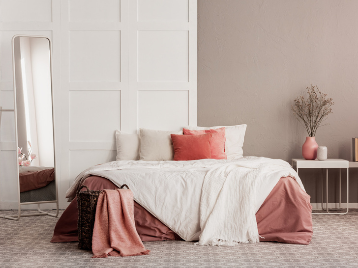 Как поменять интерьер спальни без ремонта: 3 идеи, которые стоит попробовать