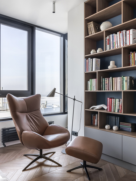 Стеллаж во всю стену: 35+ удачных идей | myDecor