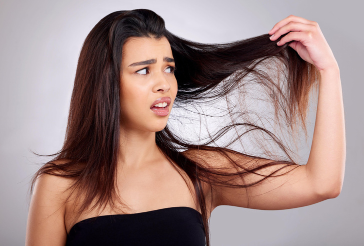 С приходом осени волосы выпадают в 2 раза быстрее — что с этим делать?