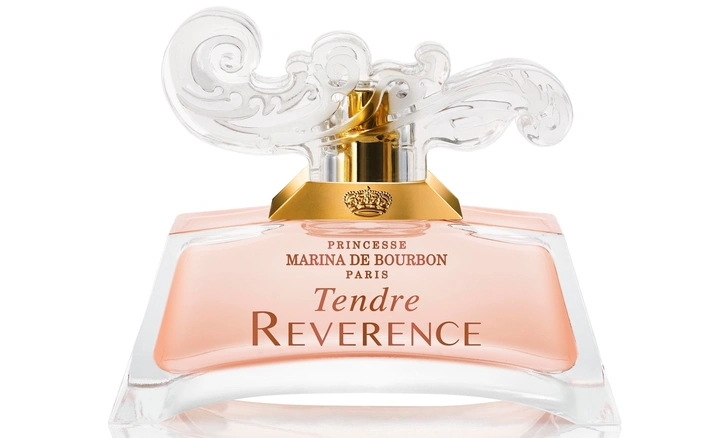 <p>Аромат <strong>Tendre Reverence от Marina de Bourbon</strong> воплощает собой образ прекрасной и элегантной принцессы, символизирует ее мечты, надежды и воспоминания. Цветочно-фруктовая композиция открывается нежной комбинацией нот бергамота, смородины и персика. Сердце аромата дарит пышный цветочный букет из розовых пионов, магнолии и замороженных фиалок. База включает мускус, сандал и ваниль.</p>