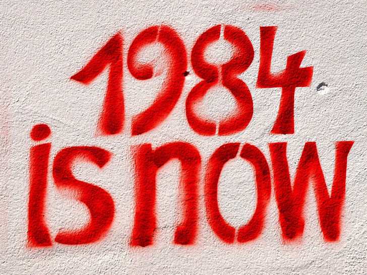 : 1984 (   )   ,   .