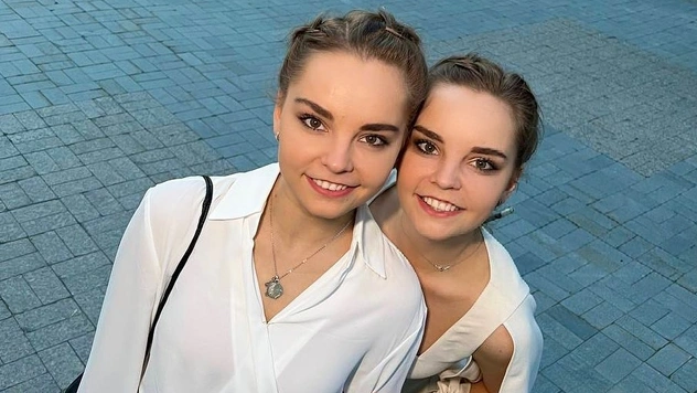 Сестры Аверины — звезды художественной гимнастики. Смотрим красивые фото в день рождения