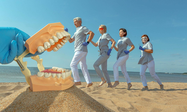 Как привлечь к себе людей приятной улыбкой: выбираем стоматолога