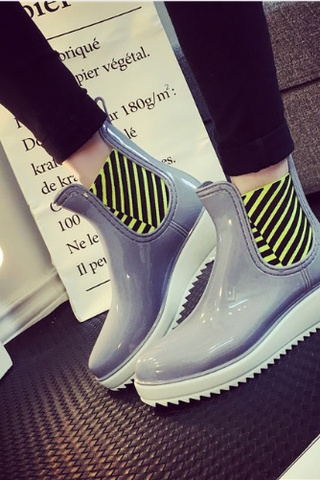 Купить недорого резиновые сапоги для города