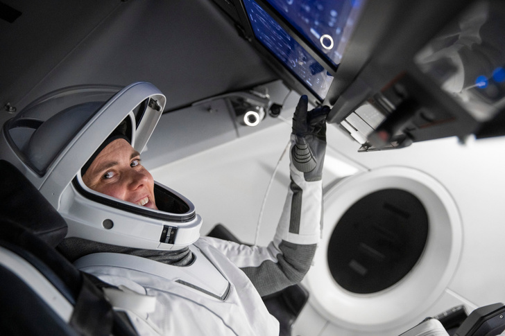 Российская космонавтка отправилась на МКС на корабле Crew Dragon