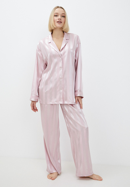 Розовая пижама в полоску 