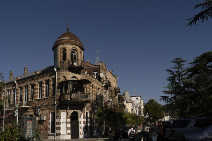 10 причин посетить Абхазию этой весной