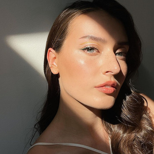 Параллельные стрелки — стильная идея макияжа из Инстаграма