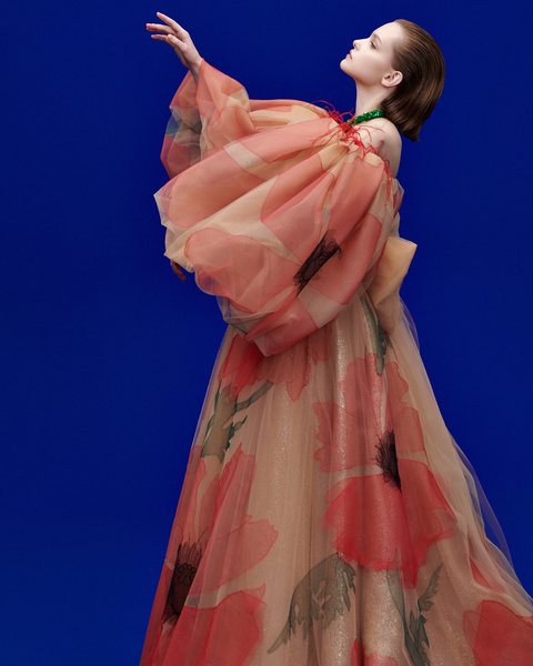 Новая коллекция YANINA Couture в Париже и другие модные новости месяца