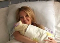 Дарья Пынзарь делится первыми снимками новорожденного сына