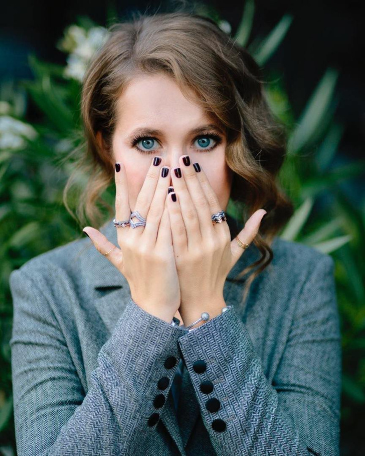 Мы выбрали 20 лучших на наш взгляд нейл-артов и делимся с вами порцией вдохновения.