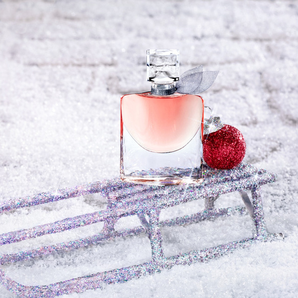 Лед и пламя: как выглядит сияющая новогодняя коллекция для макияжа Lancome