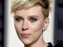 Скарлетт Йоханссон борется с супругом за опеку над ребенком