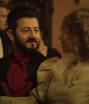 Зубастый трейлер комедии «Дракулов» от создателей «Полицейского с Рублевки»