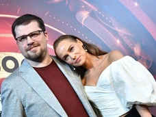Всем сплетням назло. Катерина Ковальчук отметила день рождения рядом с Гариком Харламовым