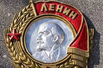 Картавил ли брат-близнец Ленина? 11 мифов об Ильиче