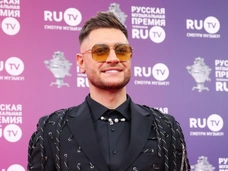 Приручил кошку? Дава интригует ролевыми играми с Муцениеце