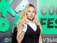Черные кошечки Анна Asti, Чеботина, Краймбрери соблазняли нарядами и телами на «Жара Cool Fest»