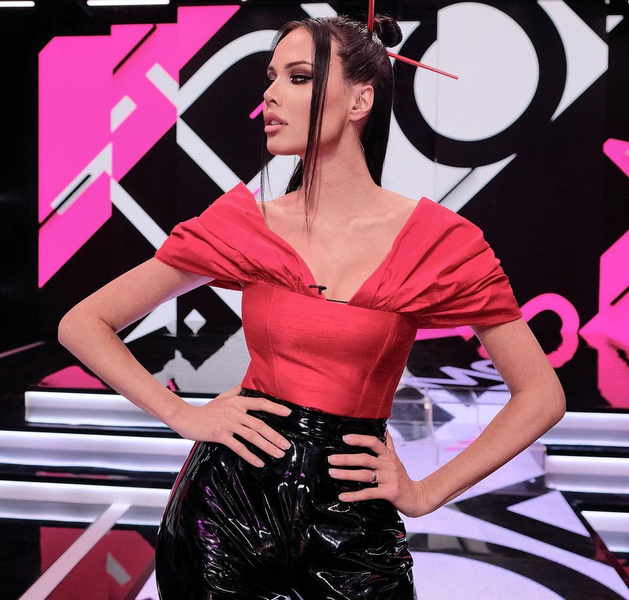 Natural beauty: Анастасия Решетова появилась на телевидении без мейкапа