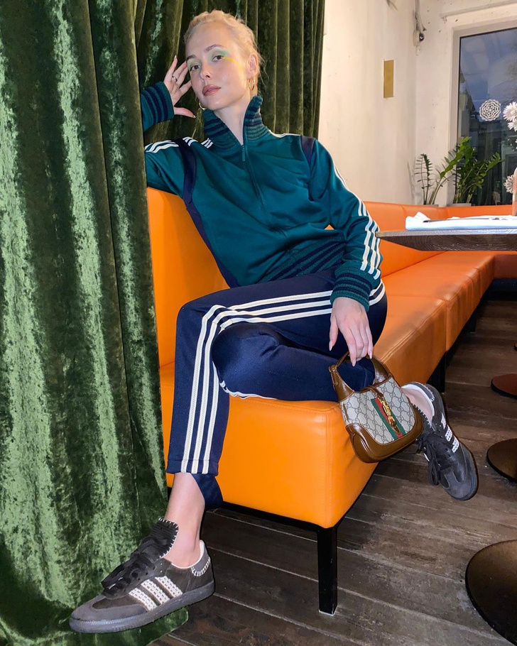Ольга Карпуть показывает, как носить вещи из коллаборации adidas x Wales Bonner