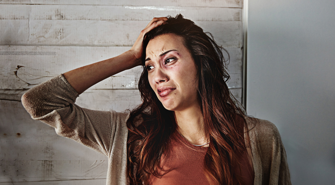 «Он избивал меня пять часов»: история домашнего насилия