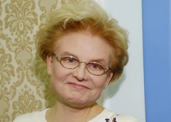 Елена Малышева попала в больницу