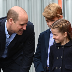 Папина дочка: в Сети обсуждают милое видео принца Уильяма с принцессой Шарлоттой (вы будете тронуты)