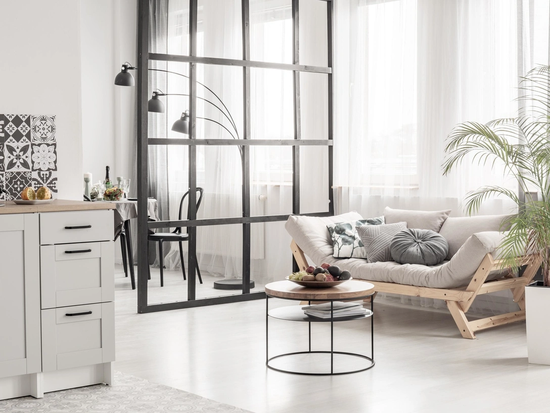 Как вместить в крохотную квартиру все необходимое: 4 секрета свободной планировки, о которых вы не знали | marieclaire.ru