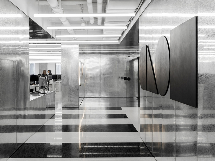 Офис Clou Architects со стенами из оцинкованной стали