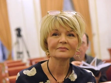 Меньшова разнесла Смольянинова: «Не поперхнуться бы, читая размышления пацана из неблагополучной семьи»