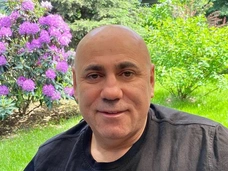 Иосиф Пригожин: «Моя вина, что Ольга Бузова во МХАТе. Великие актеры переворачиваются в гробу»