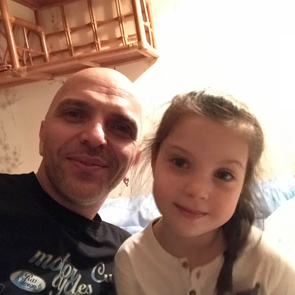 Александр Шоуа с дочерью Таисией