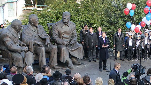 Памятник Сталину в Крыму