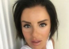 Юлия Волкова тает в объятиях мускулистого мачо