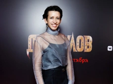 Блогер в трусах, Борщева в прозрачной блузке. Вакханалия на премьере фильма «Дракулов»
